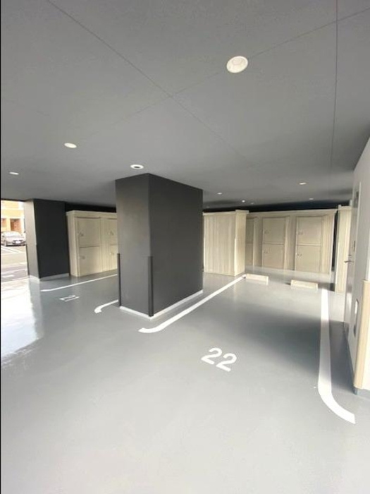 セブンリリー矢巾の駐車場