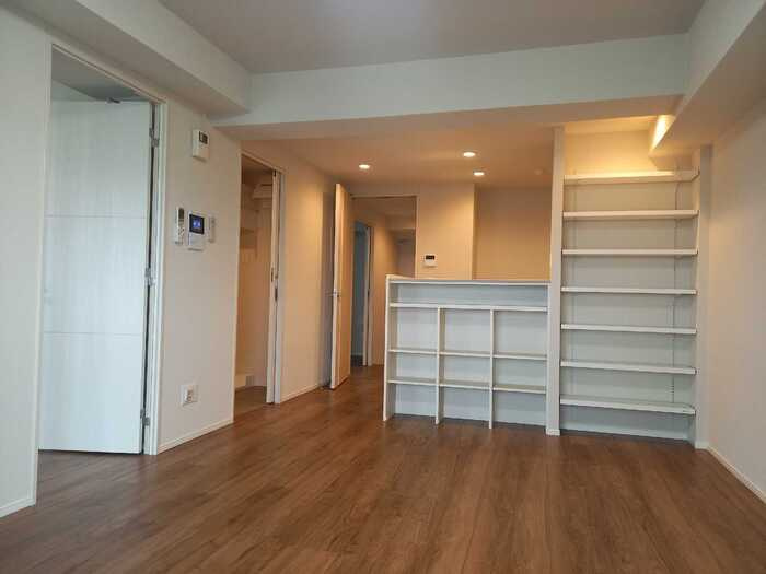 セブンリリー矢巾の居間・リビング