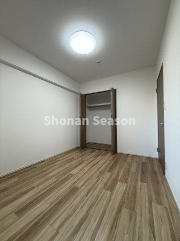 【洋室】 | 日勤で管理体制も良く、大切なペットの飼育ももちろん可能です♪