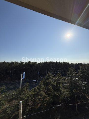 【展望】 | バルコニーからは、開放的で穏やかな景観が広がります♪