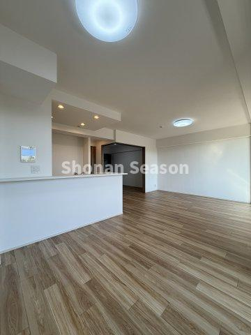 【キッチン】 | リビング全体を見渡せる対面キッチン！会話が弾みそうですね♪