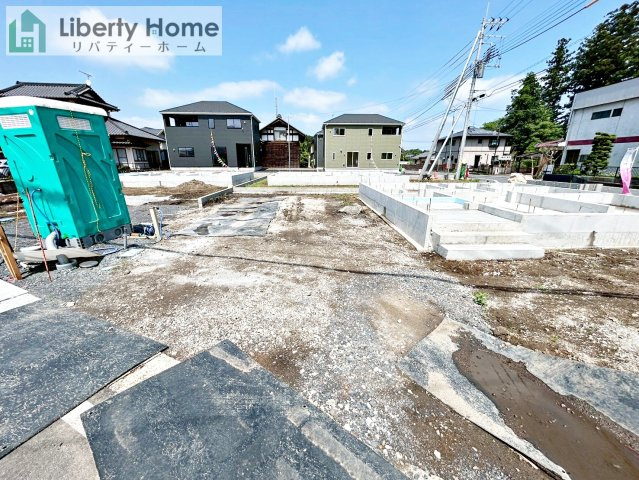 那珂市瓜連第14　新築戸建　2号棟の駐車場