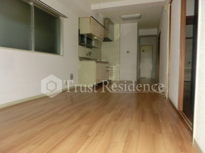 【居間・リビング】 | オーエム第一マンション