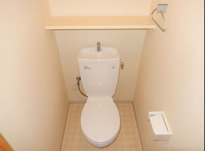 【トイレ】 | シンフォニア美野島 | 清潔感のあるトイレです。