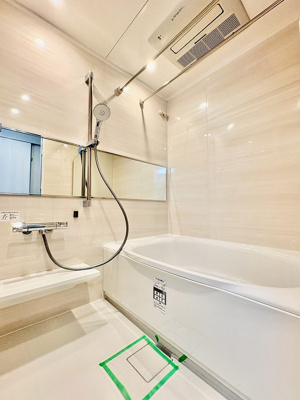 【浴室】 | ゼファー中十条アクタージュ | ゆったり過ごせるお風呂です