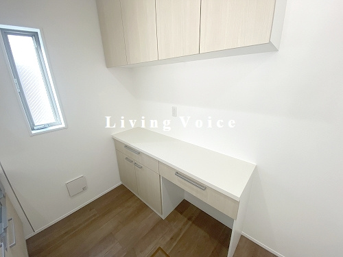 【バルコニー】 | 【仲介手数料０円】平塚市御殿4丁目　新築一戸建て　全4棟 | 平塚市御殿4丁目　新築一戸建て　全4棟