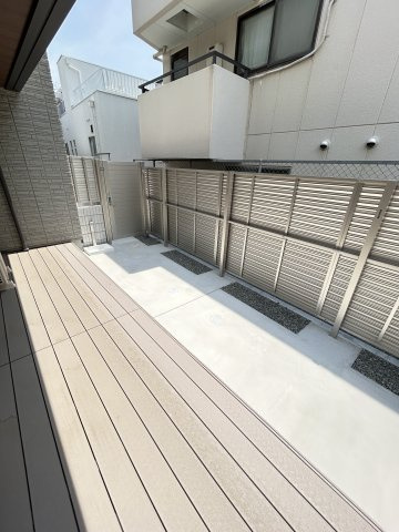 Via Sole 六甲道のバルコニー