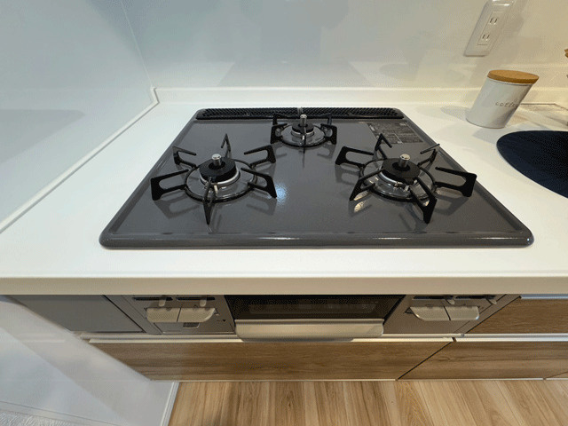 ナイスアーバン鶴ケ谷ヒルズのキッチン