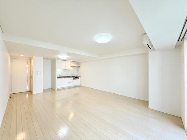 Ｂｒｉｌｌｉａ　ｉｓｔ　東雲キャナルコートの居間・リビング