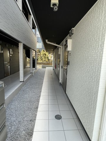 川崎市麻生区片平３丁目のアパートのロビー