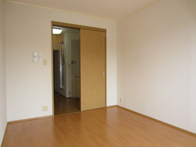 【寝室】 | グリーンヒル日根野