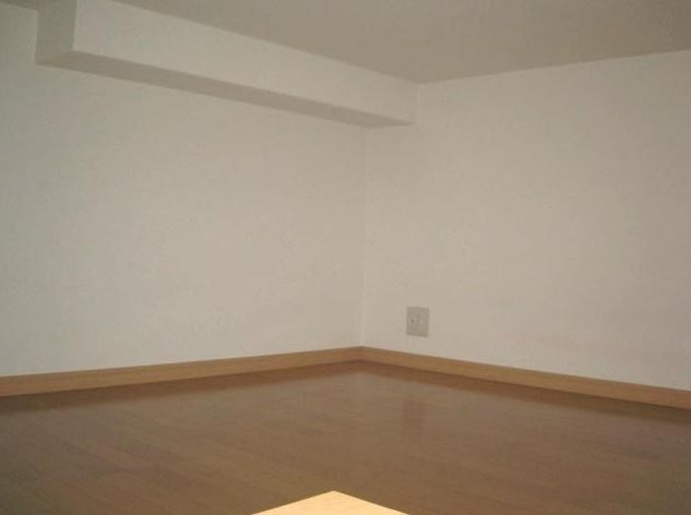 サニーサイド西日暮里の寝室|ロフトの使い方はいろいろ♪(同一仕様写真）