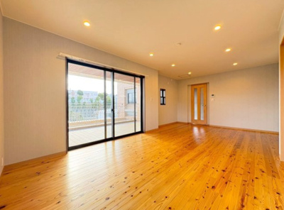 【内装】 | カーサ千里山 | リビング★