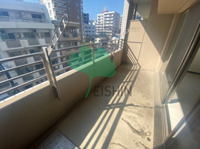 【バルコニー】 | ラフルール博多駅南 | 日当たりの良いバルコニーです！