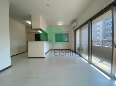 【居間・リビング】 | ラフルール博多駅南 | アレンジ自由自在の広々空間です！