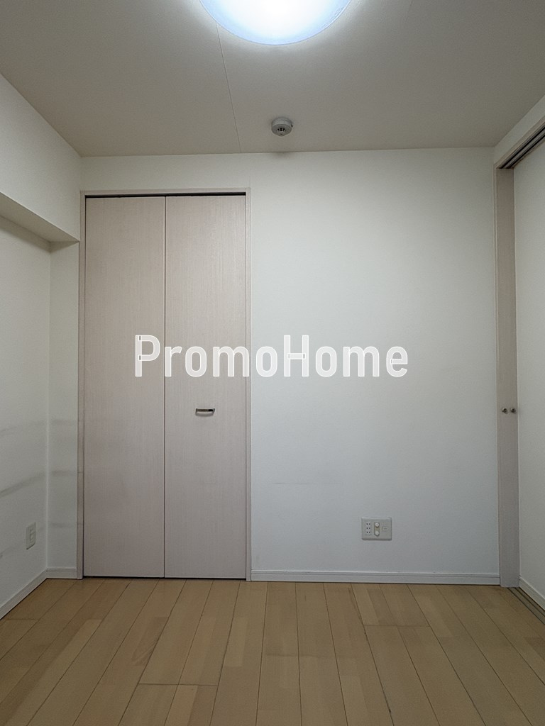 フィールドライズ日本橋の洋室