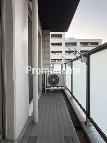 フィールドライズ日本橋のバルコニー