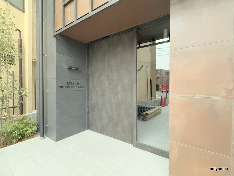 エスリードザカレント大阪　仲介手数料無料のエントランス