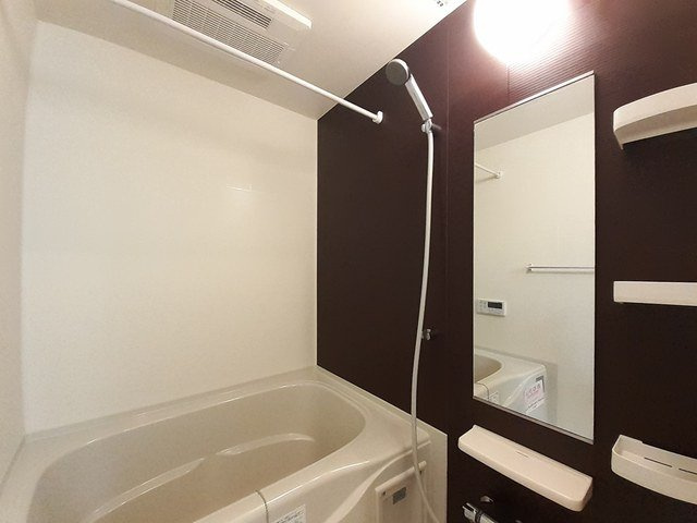 アベニール３番館の浴室