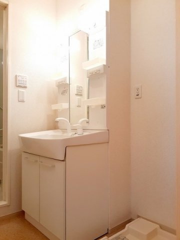 メゾンジュネスＣの洗面所