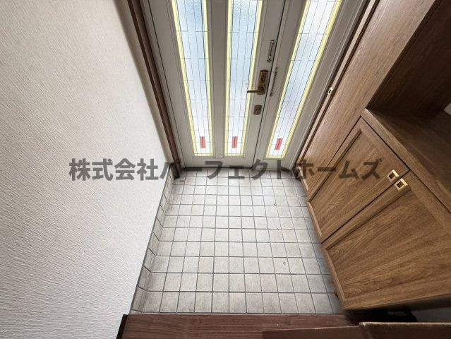 西牧野戸建　賃貸の玄関|ゆったりとした玄関です