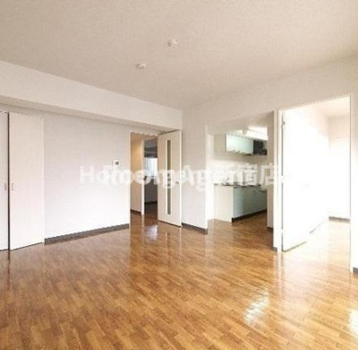 【居間・リビング】 | アルファード西落合 | 日勤管理人！マンション隣にはショッピングセンター（80m）