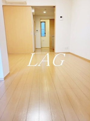 【居間・リビング】 | レガーロ緑が丘 | 洋室のお部屋です。