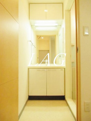 【洗面所】 | フォンテーヌ芝浦 | 洗面台です。