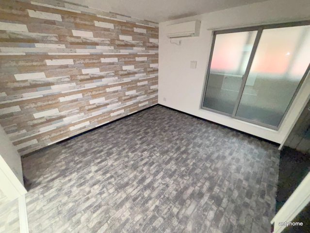 アベニール十三の洋室