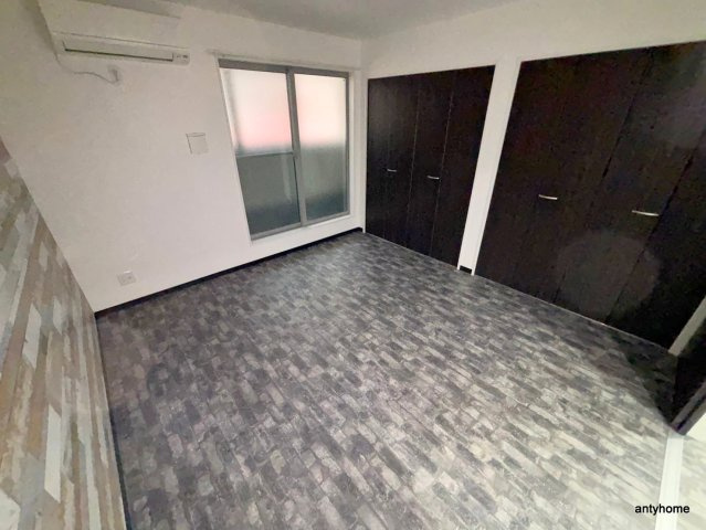 アベニール十三の居間・リビング