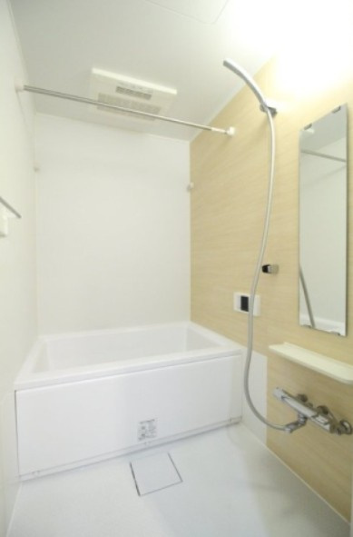 ゼニーヴ上高田の浴室