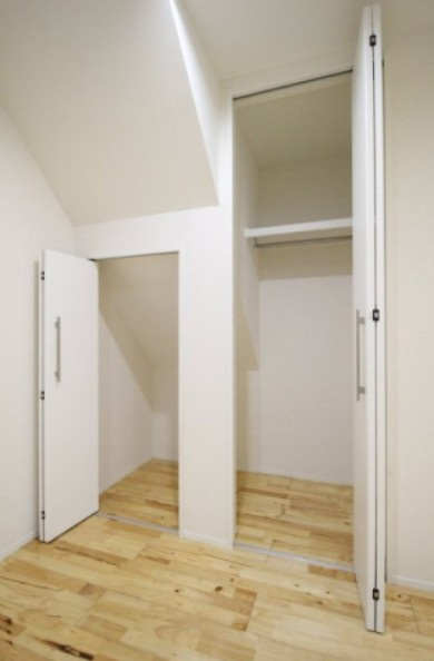 ゼニーヴ上高田の内装