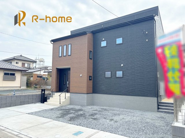 水戸市元吉田町10期　新築戸建て　2号棟の外観|建物完成いたしました！ご予約で『平日』や『夕方』などでもご見学可能です！