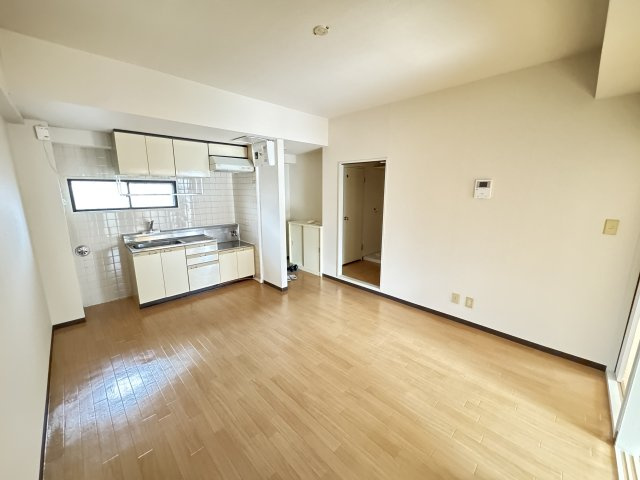 ウィッシュ松戸の居間・リビング