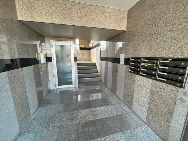 パラティーナ　北館のエントランス