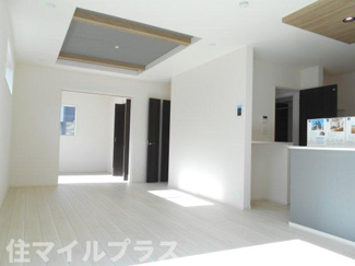 【居間・リビング】 | 郡山市芳賀3丁目新築一戸建て9棟 | おしゃれな居間です