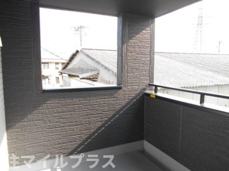 【バルコニー】 | 郡山市芳賀3丁目新築一戸建て9棟 | 外からの目が気にならないバルコニーで洗濯物が干せます