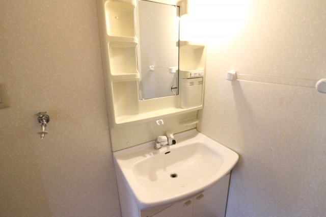 岩永ハイツの独立洗面台