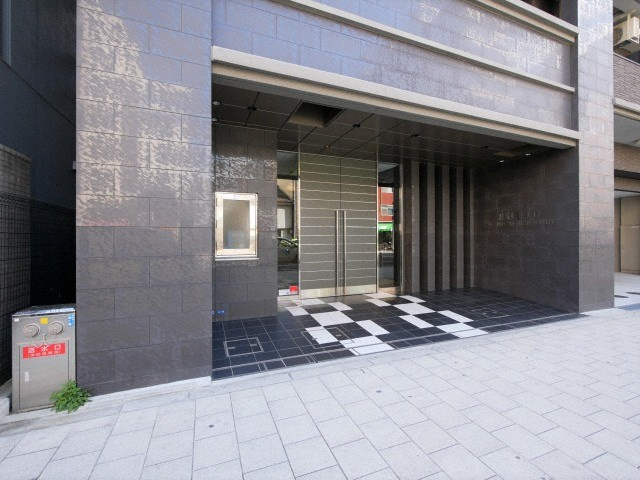 エスリード松屋町SOUTHのエントランス