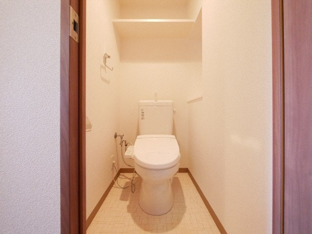 エスリード松屋町SOUTHのトイレ