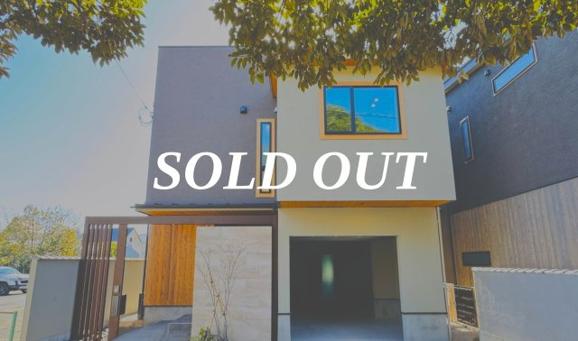 KAMAKURA TIMELESS― 由比ガ浜一丁目、時を重ねる邸宅 ―