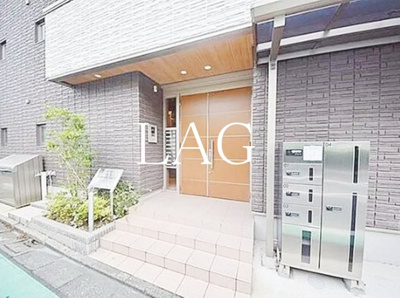 【エントランス】 | プレミアムコート | エントランスです。