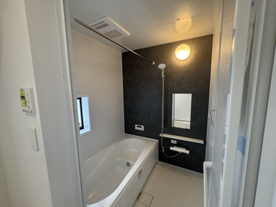 【浴室】 | 沖縄市東（全3棟）C号棟 | ※同仕様写真です