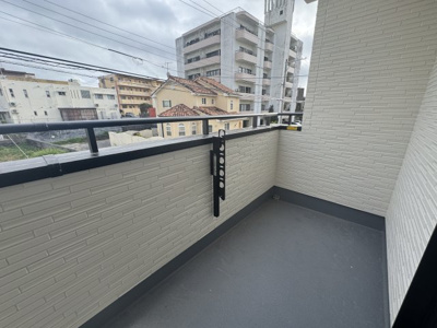 【駐車場】 | 沖縄市東（全3棟）C号棟 | ※同仕様写真です