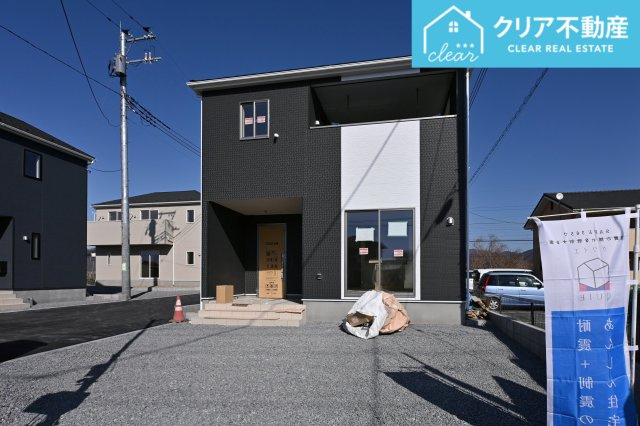 【駐車場】 | 桐生市相生町第17　クレイドルガーデン　5号棟 | 並列３台駐車可能なゆとりのカースペース！