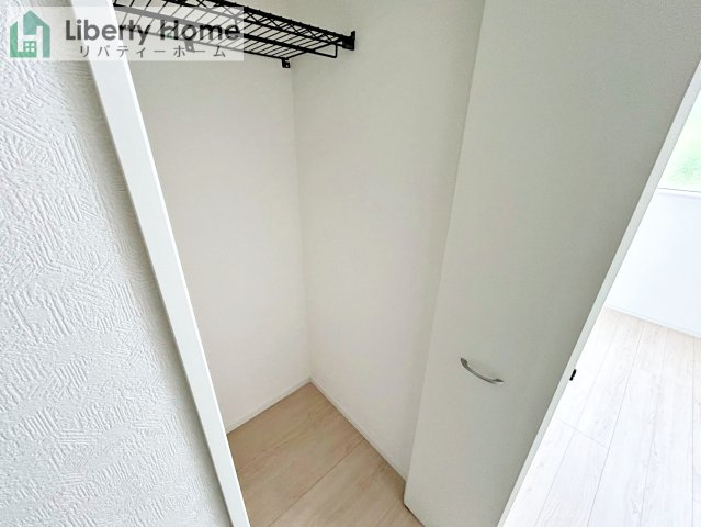 那珂市瓜連第14　新築戸建　5号棟の収納