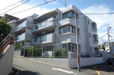 ライオンズマンション豊中刀根山の外観