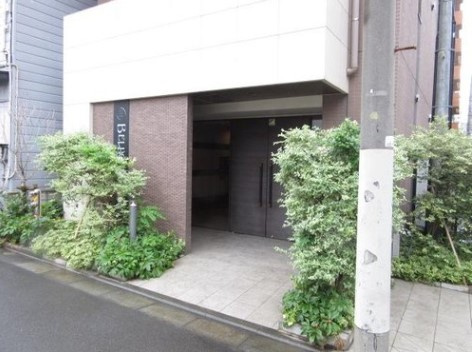 ベルグレードHAのエントランス