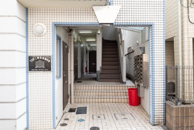 【エントランス】 | トップ三軒茶屋第５