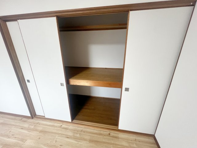 北新町14-45戸建の収納